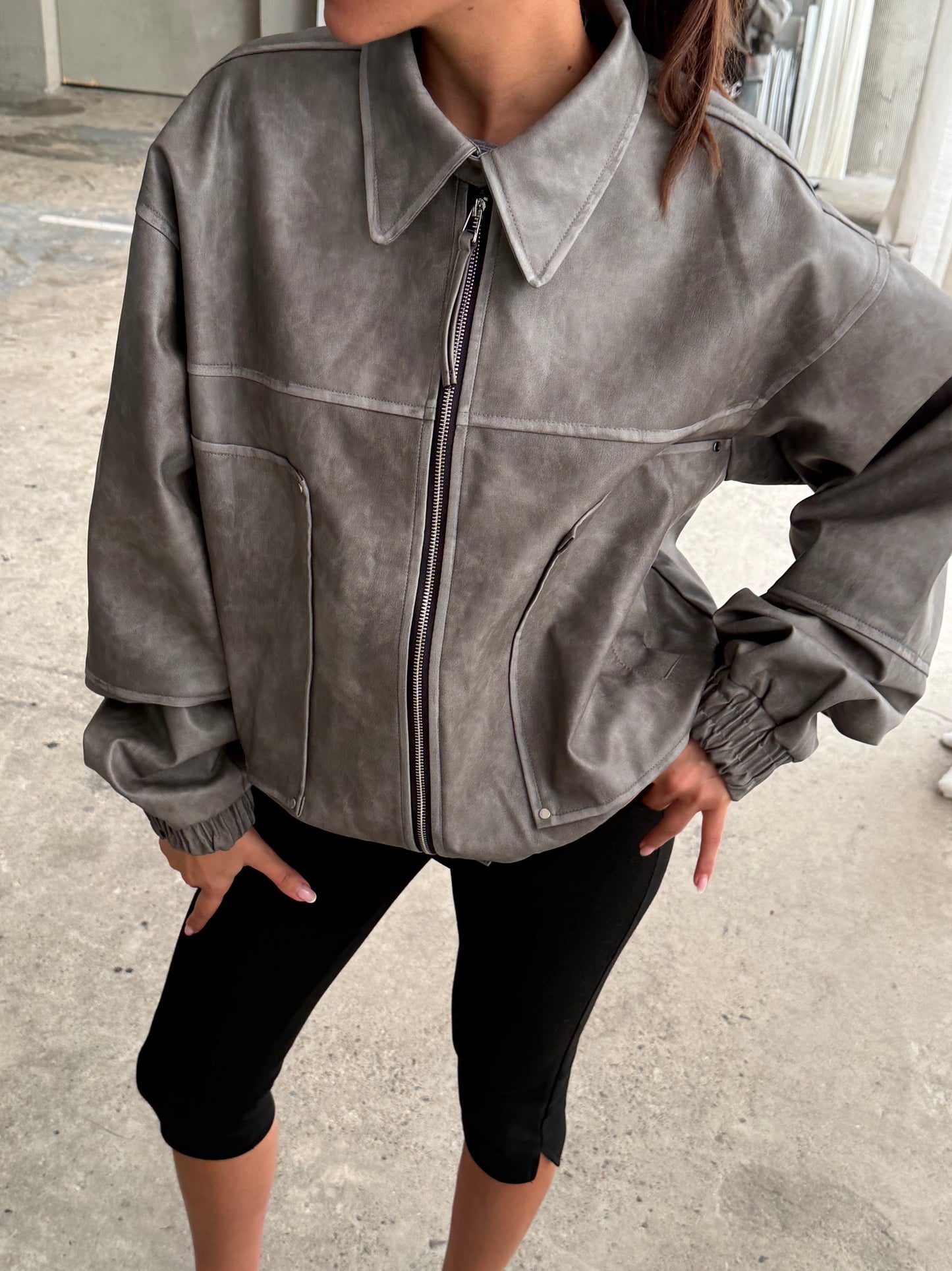 Oversized Zipped Jacket Stone