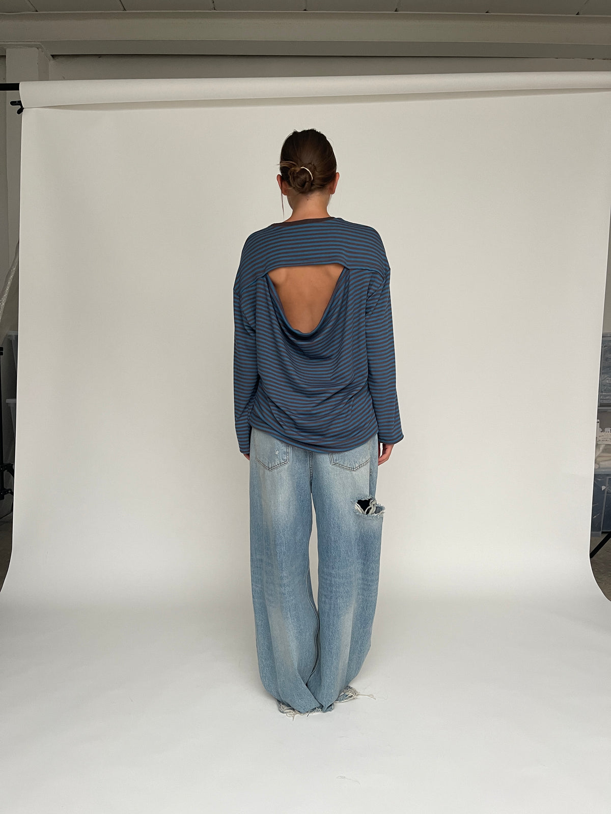 Oversized Striped Open Back Longsleeve Tee Blue