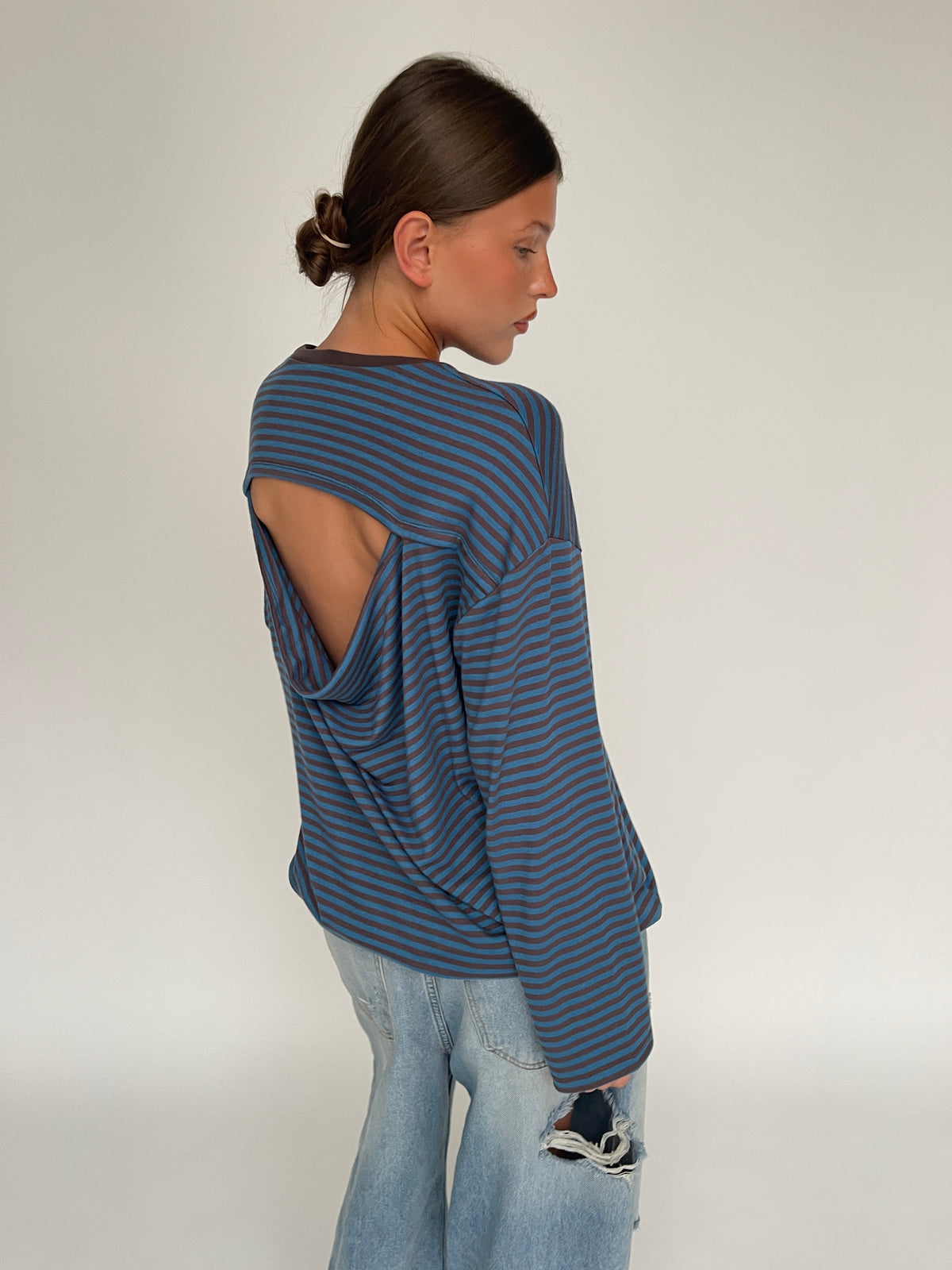 Oversized Striped Open Back Longsleeve Tee Blue