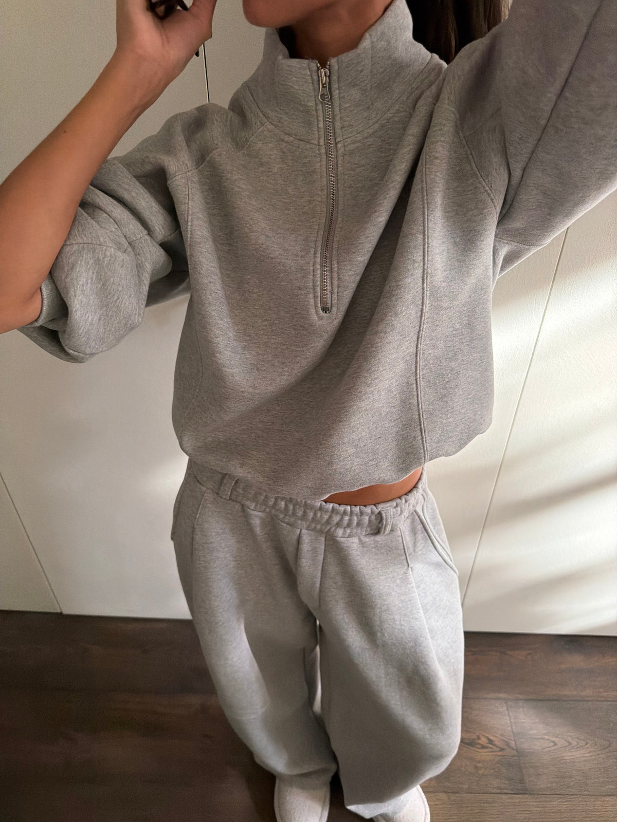 Fleeced Half Zip-Up Sweatshirt Grey