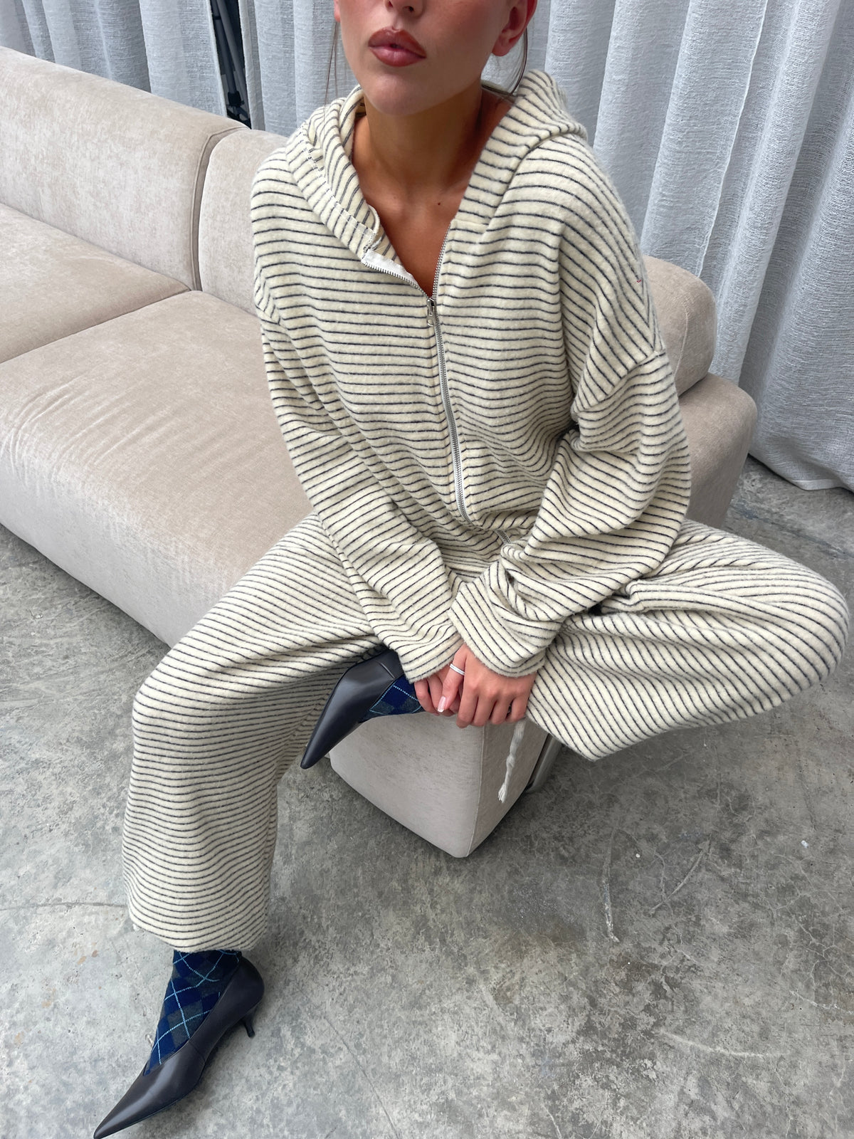 Soft Striped Zipped Lounge Vest Ivory
