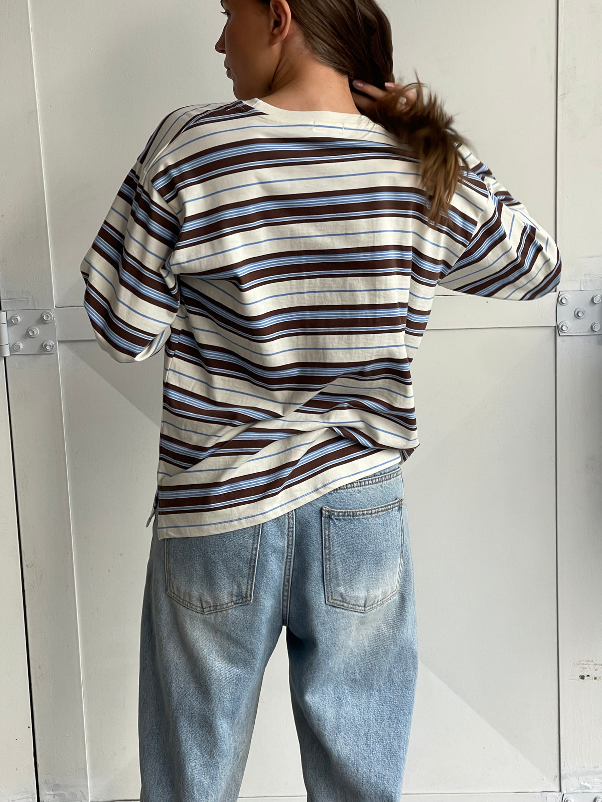 Oversized Striped Longsleeve Tee Ivory – The Room Antwerp