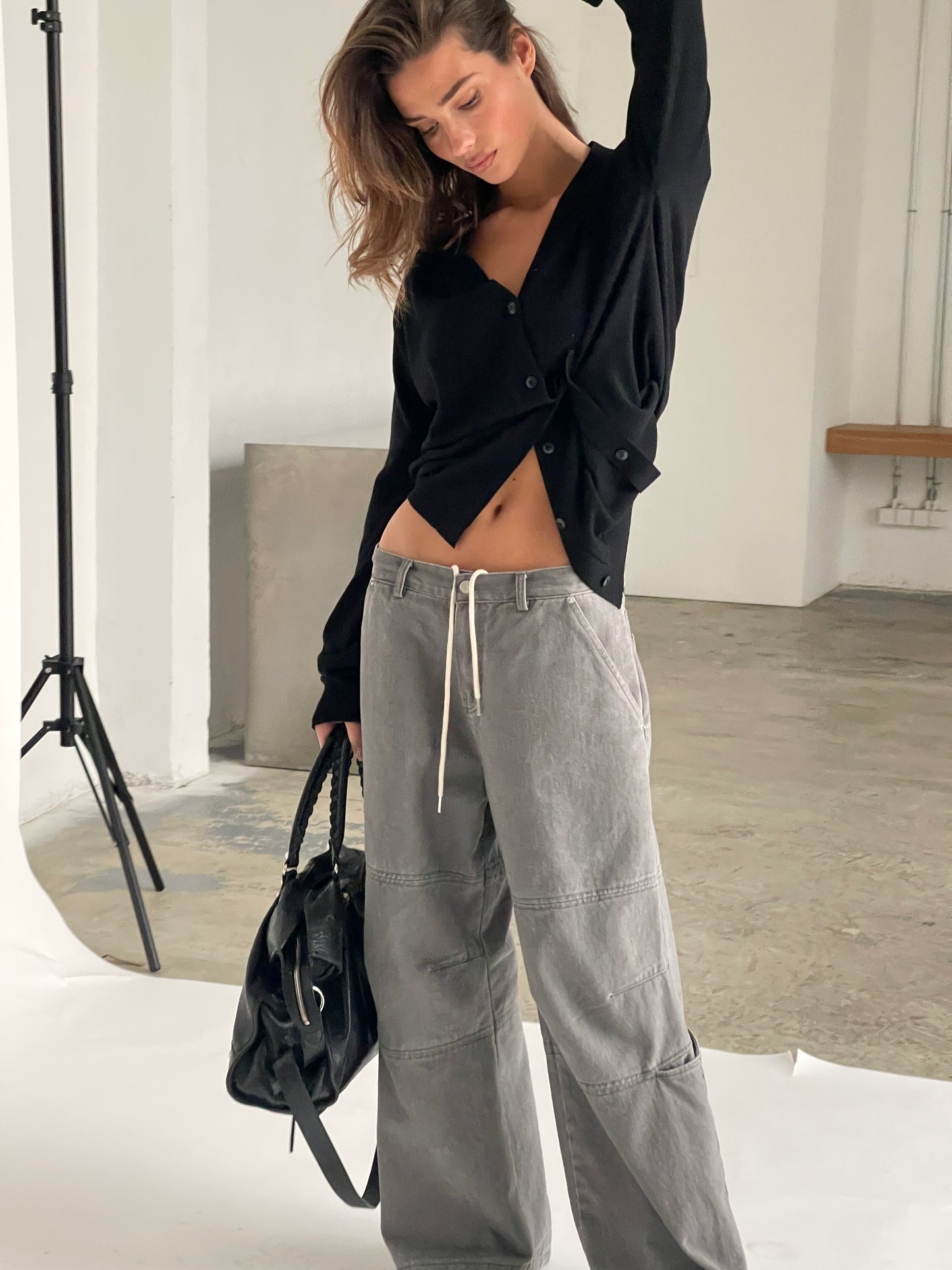 Side Buttoned Loose Cardigan Black