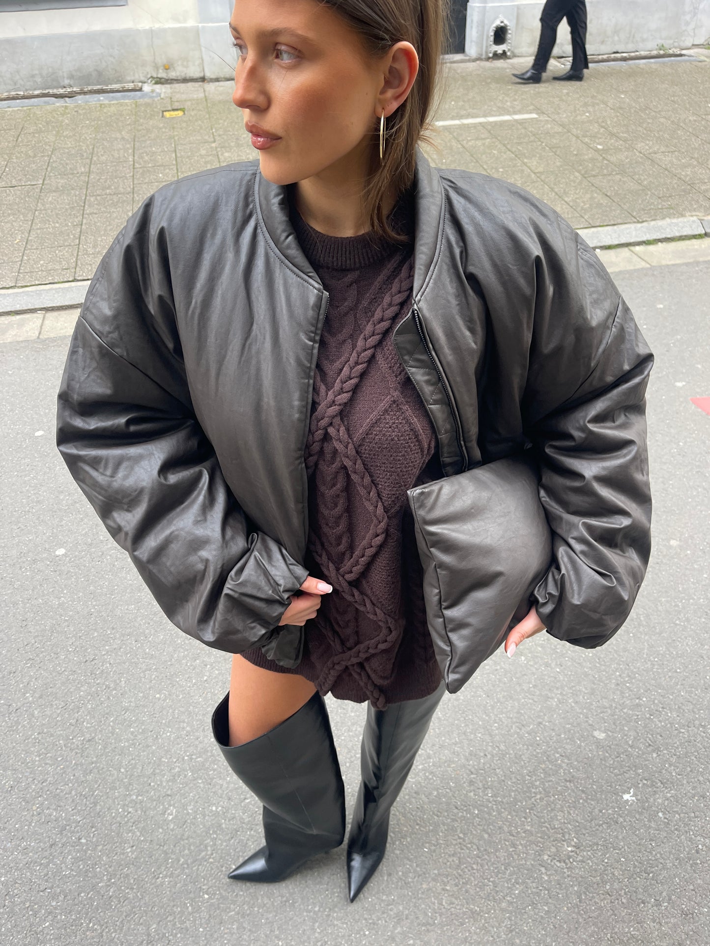 Oversized Braided Knit Dark Brown