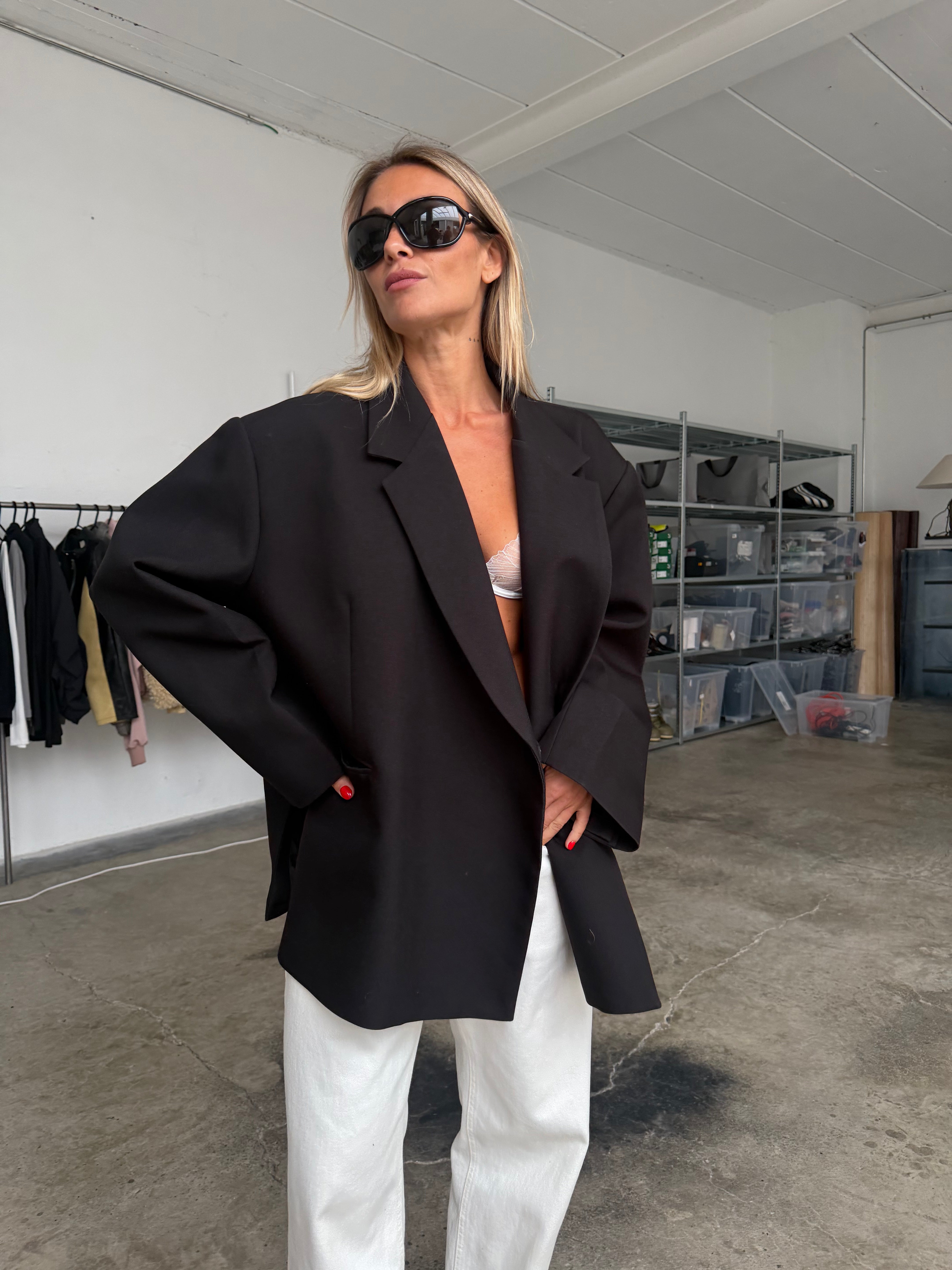 Oversized Side Slit Blazer Black – The Room Antwerp