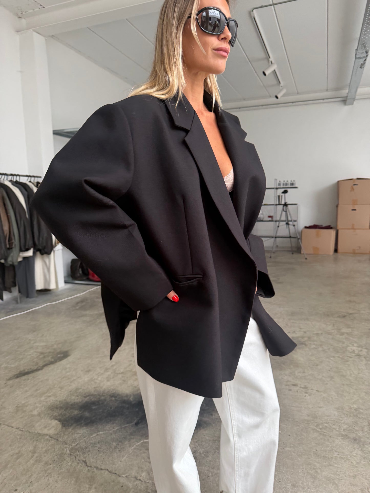Übergroßer Blazer mit Seitenschlitz Schwarz