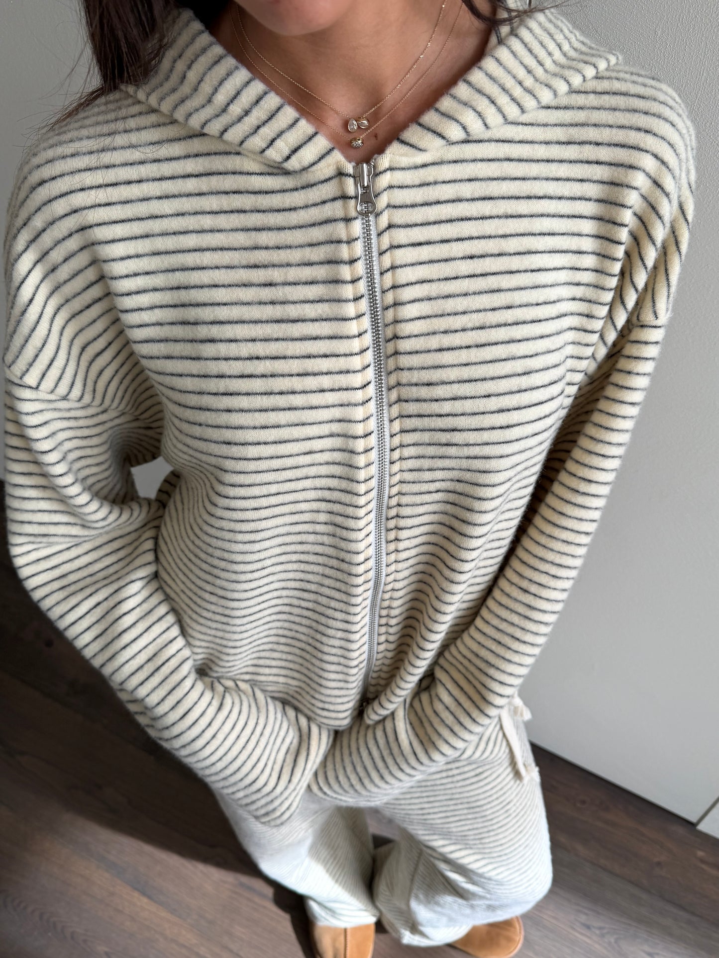 Soft Striped Zipped Lounge Vest Ivory