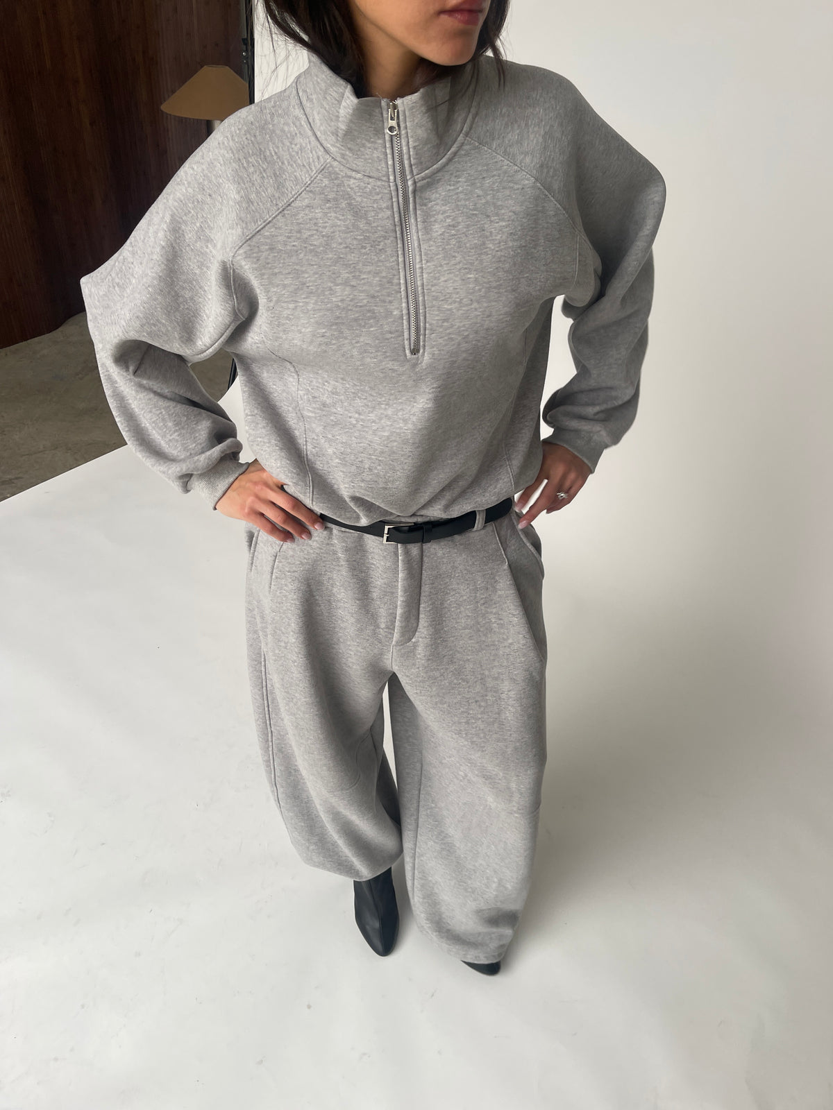 Fleeced Half Zip-Up Sweatshirt Grey