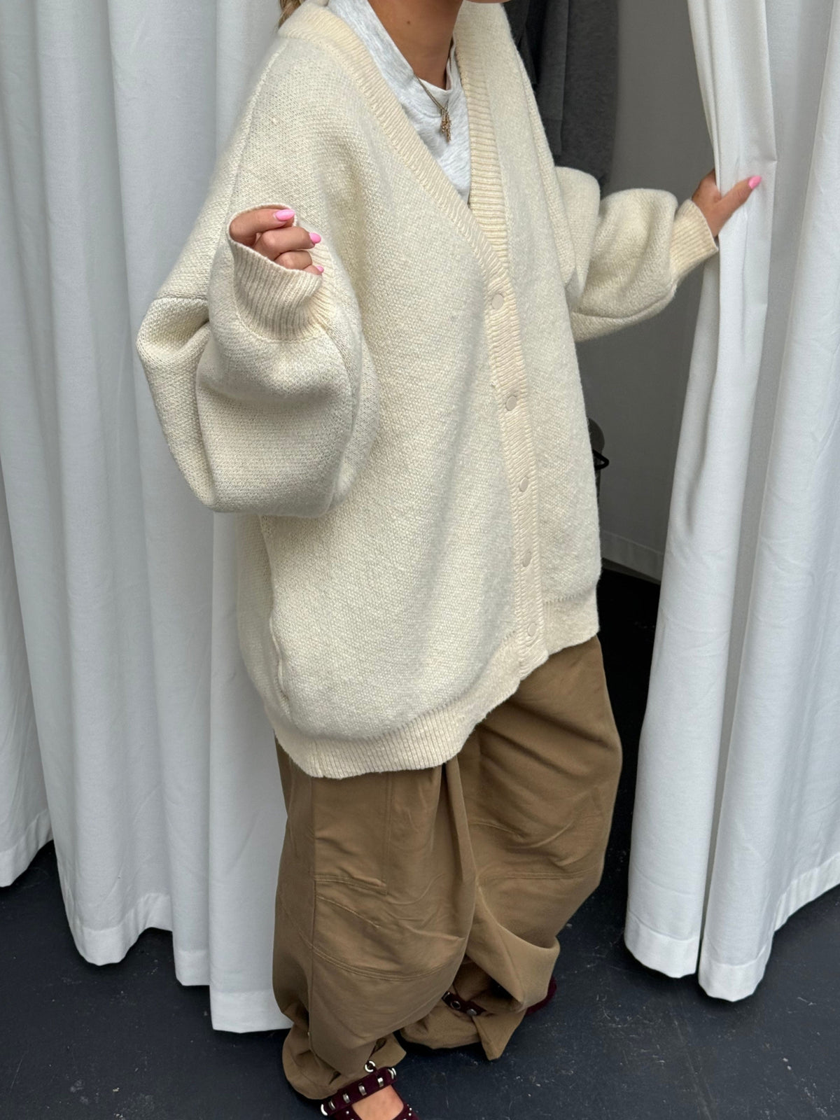 Oversized Press Button Cardigan Cream