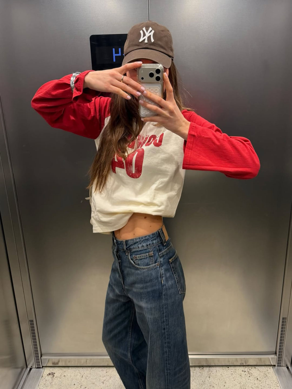 baseball tee red - @lunaisabellaa 