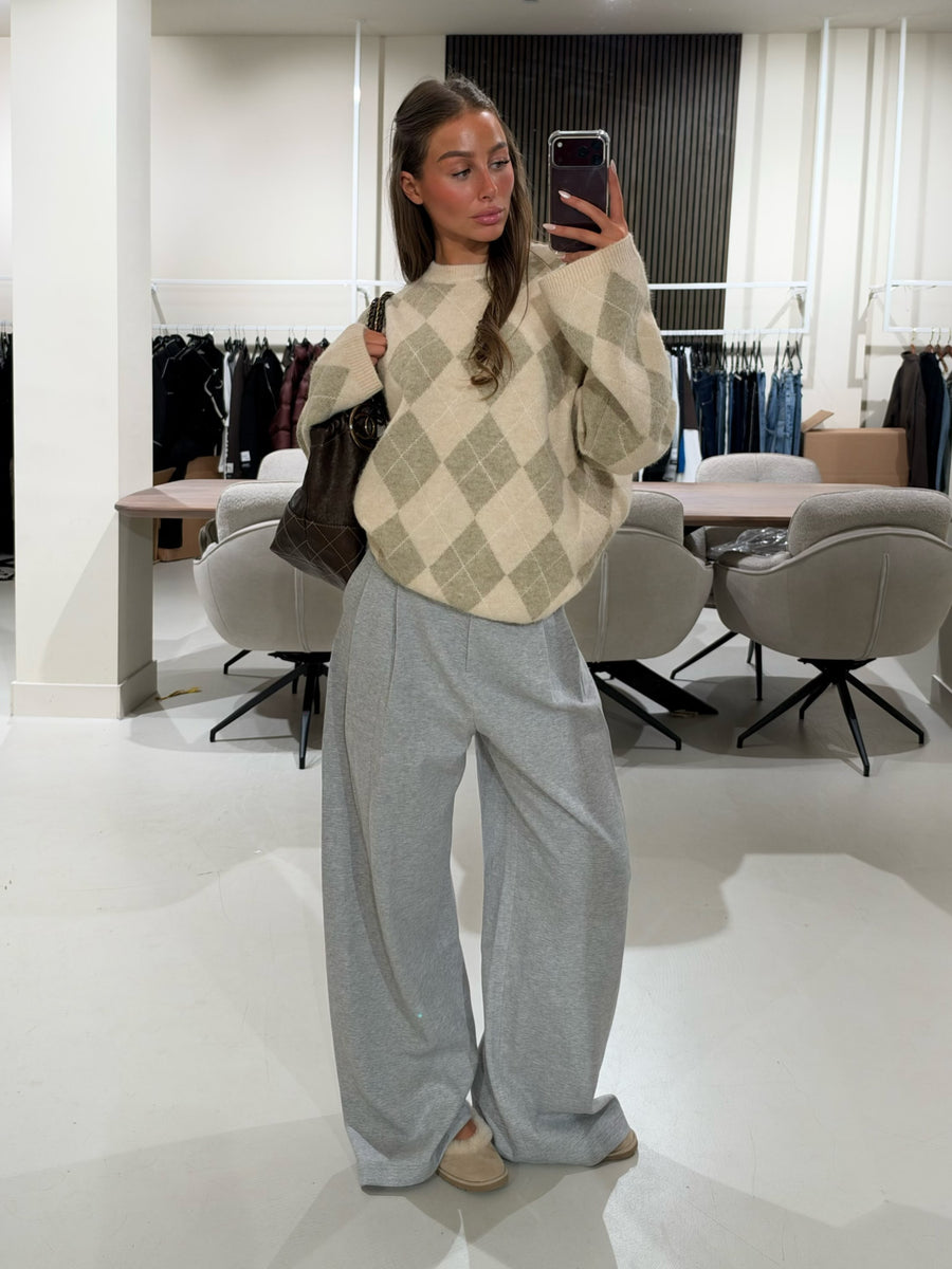 grey pleated jogger pants - @jasminalndn