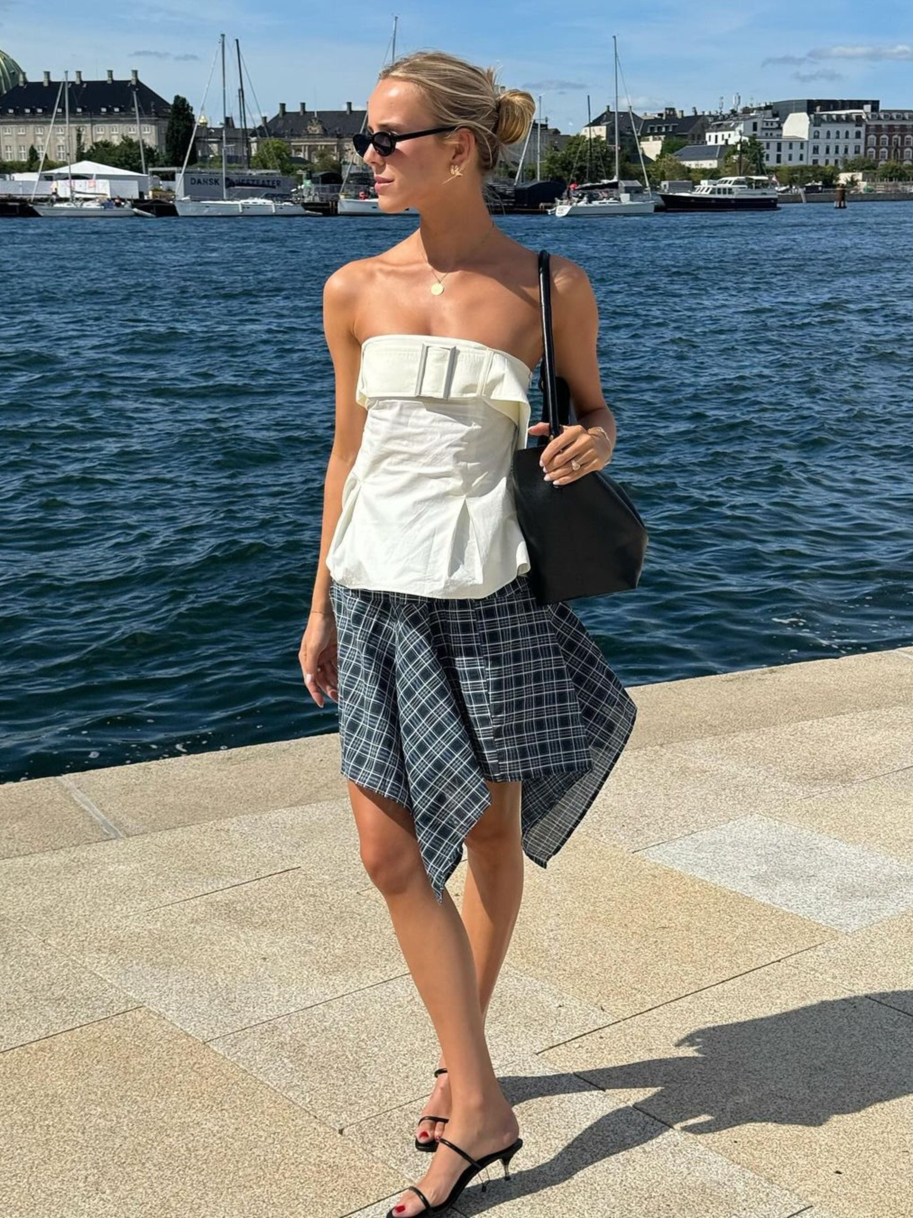 Asymmetric Check Skirt Blue – The Room Antwerp