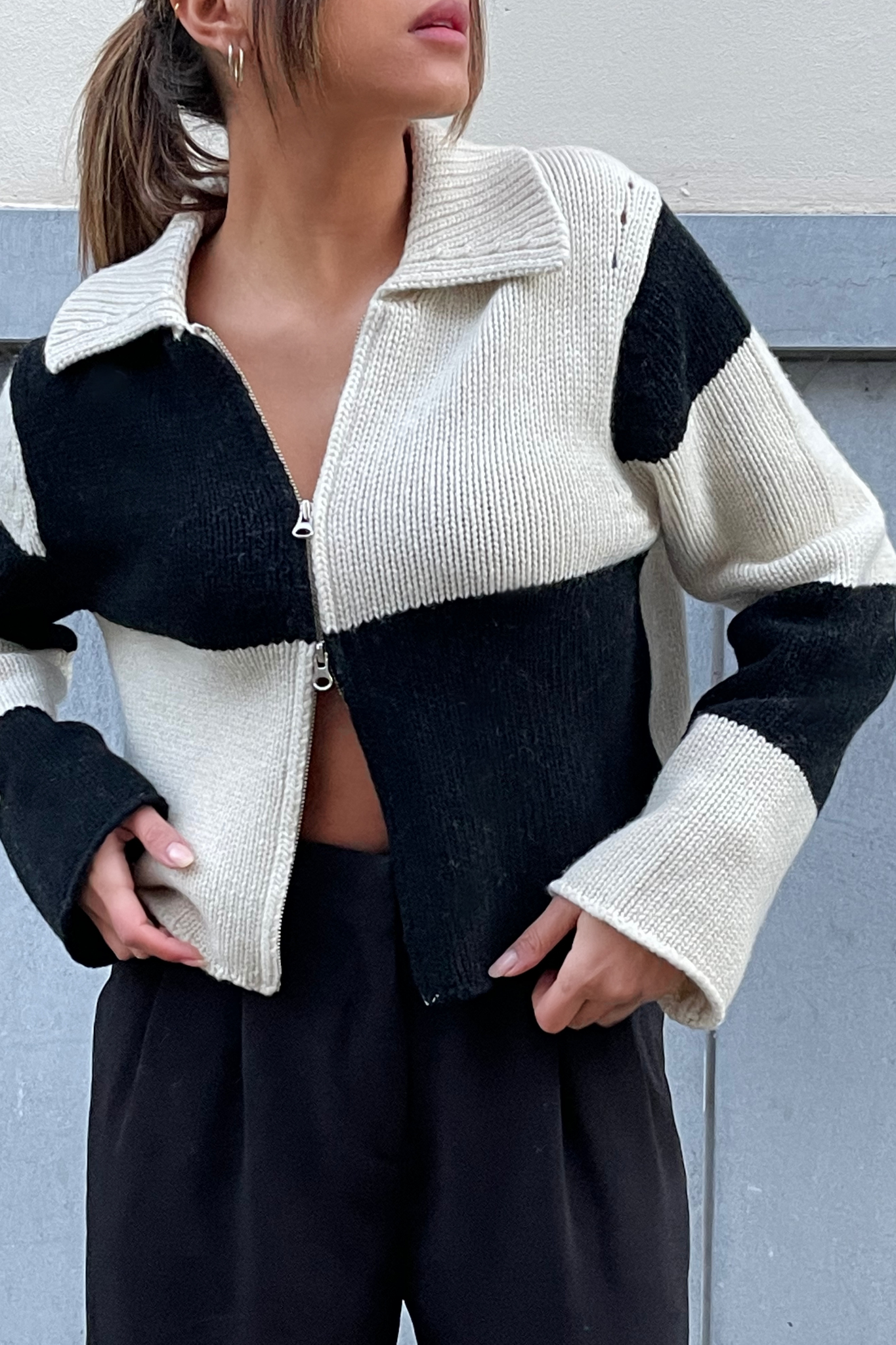 Tile Knitted Vest Black/Ivory